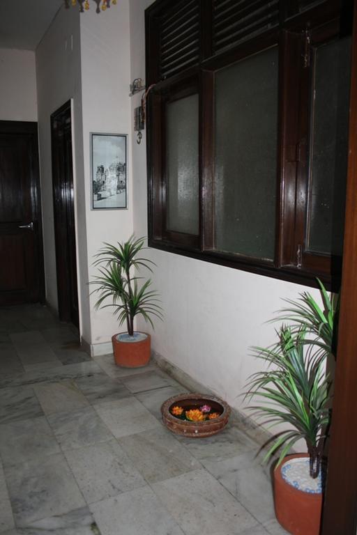 Jeraths Villa Bed And Breakfast Delhi  Eksteriør billede
